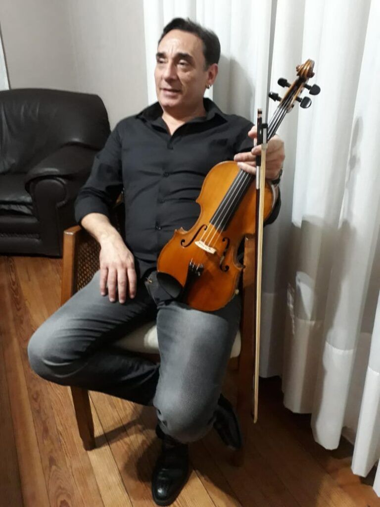 Paulino Pérez violinista Merlo