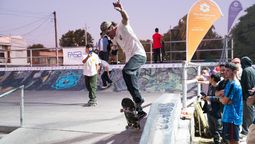 altText(Final argentina de skate en Hurlingham: Selci entregó la copa y dos vecinos fueron premiados)}