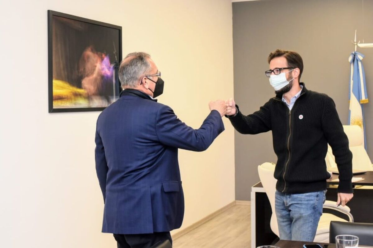 Descalzo se reunió con el ministro de Infraestructura bonaerense parta conversar acerca de las obras que se vienen