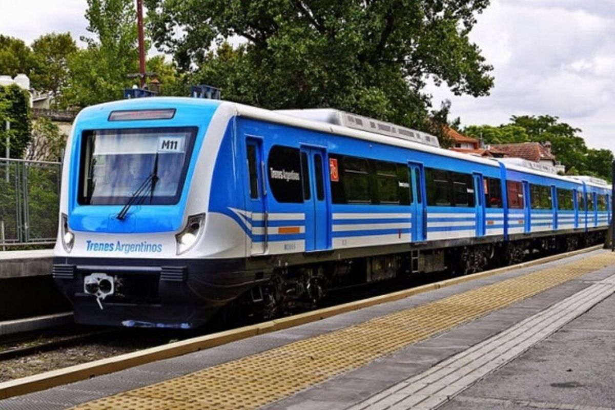 Trenes: Continúa vigente el sistema de reservas para pasajeros en horarios pico