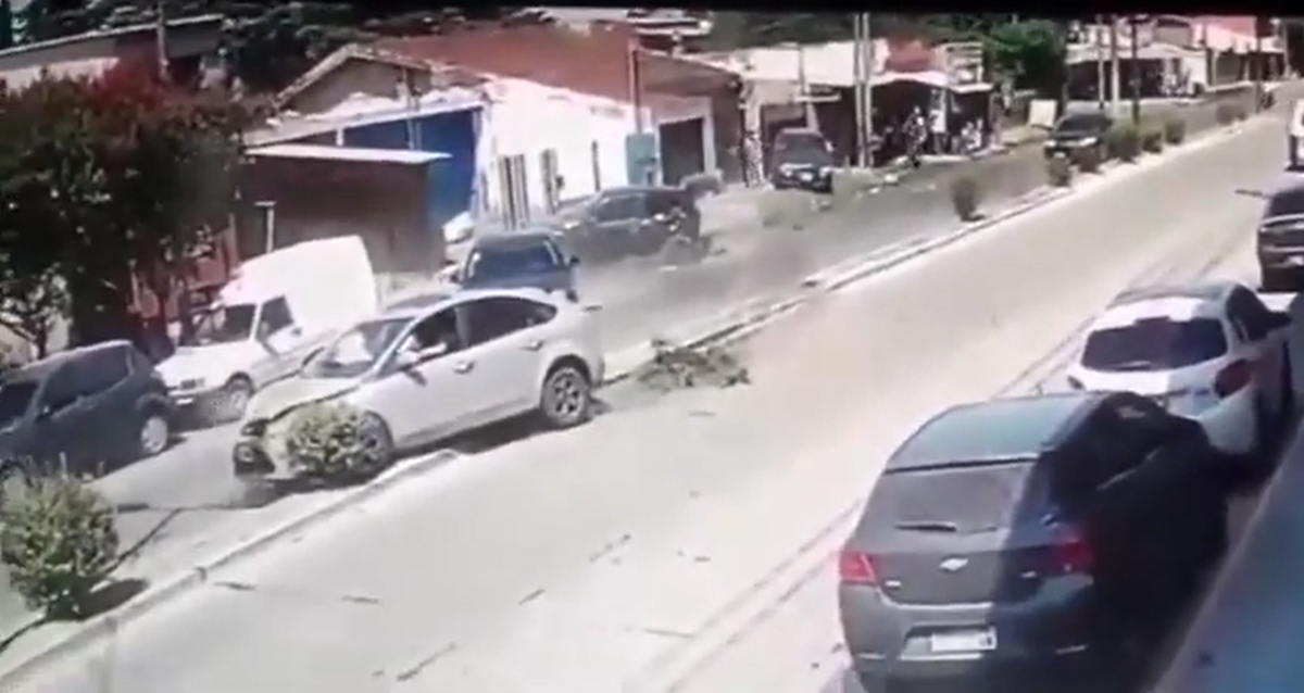 San Miguel: Perdió el control y chocó cinco autos