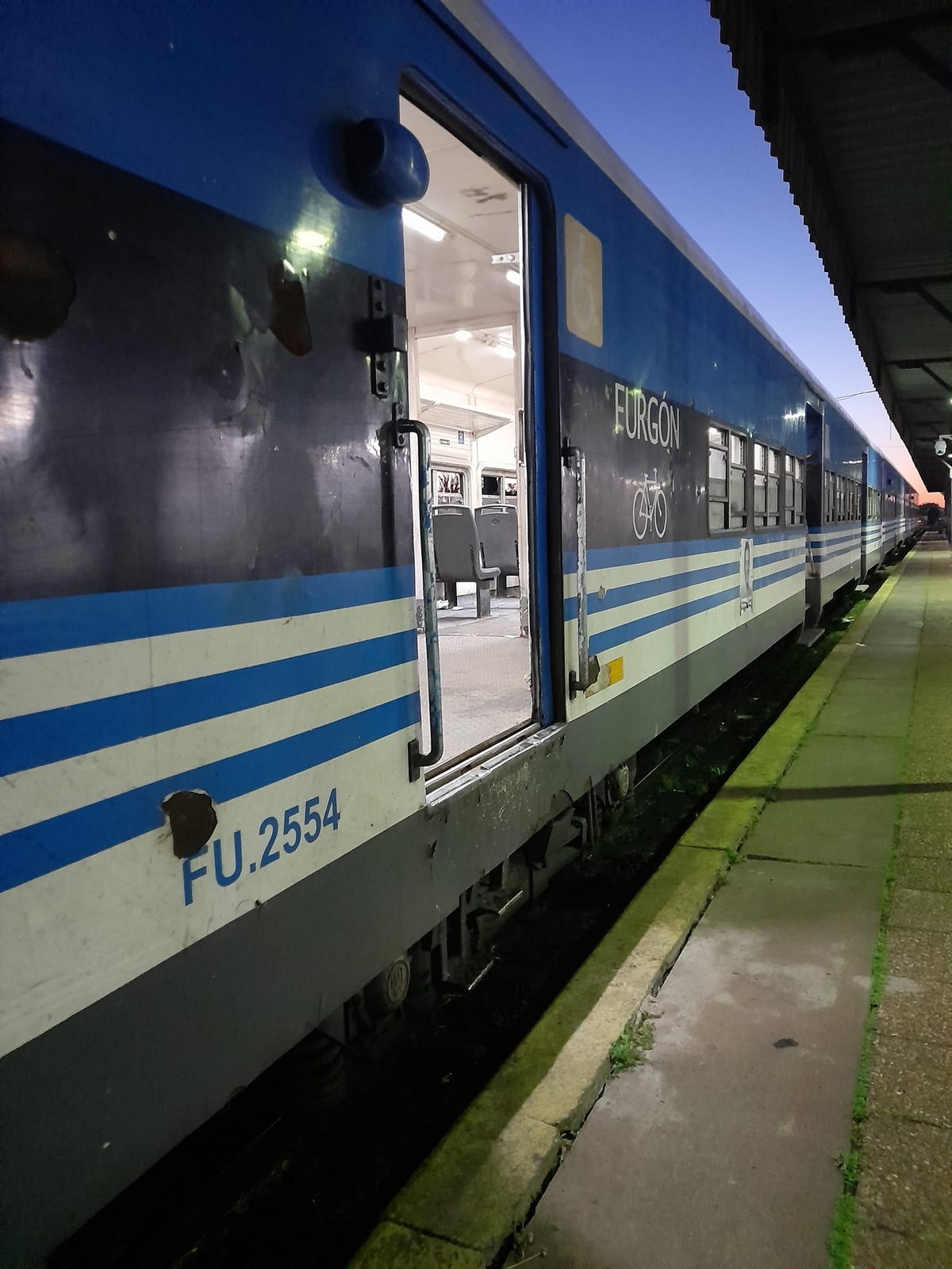 El Tren Sarmiento sumará un vagón por la Peregrinación