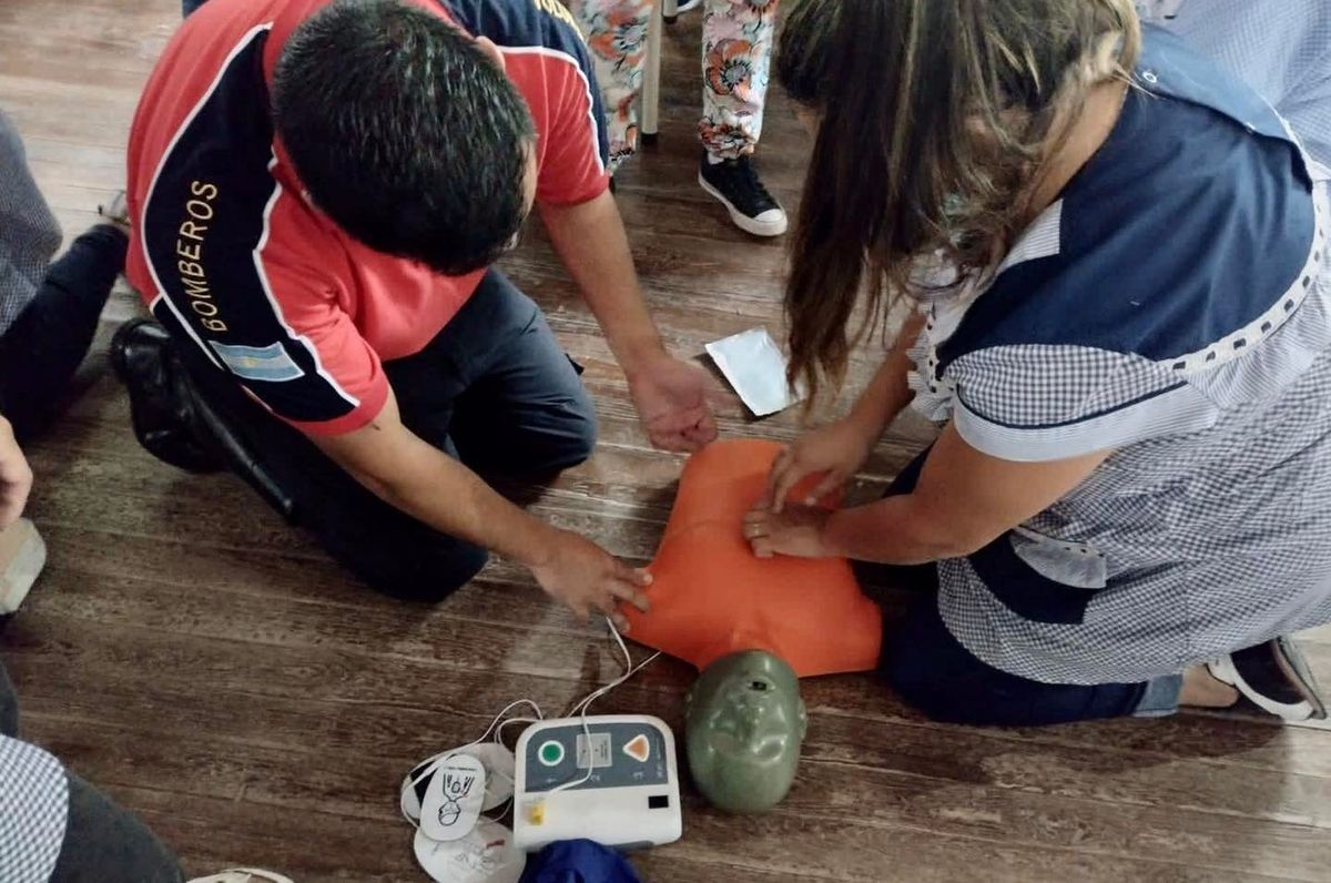 Marcos Paz: Bomberos voluntarios brindarán un taller de RCP