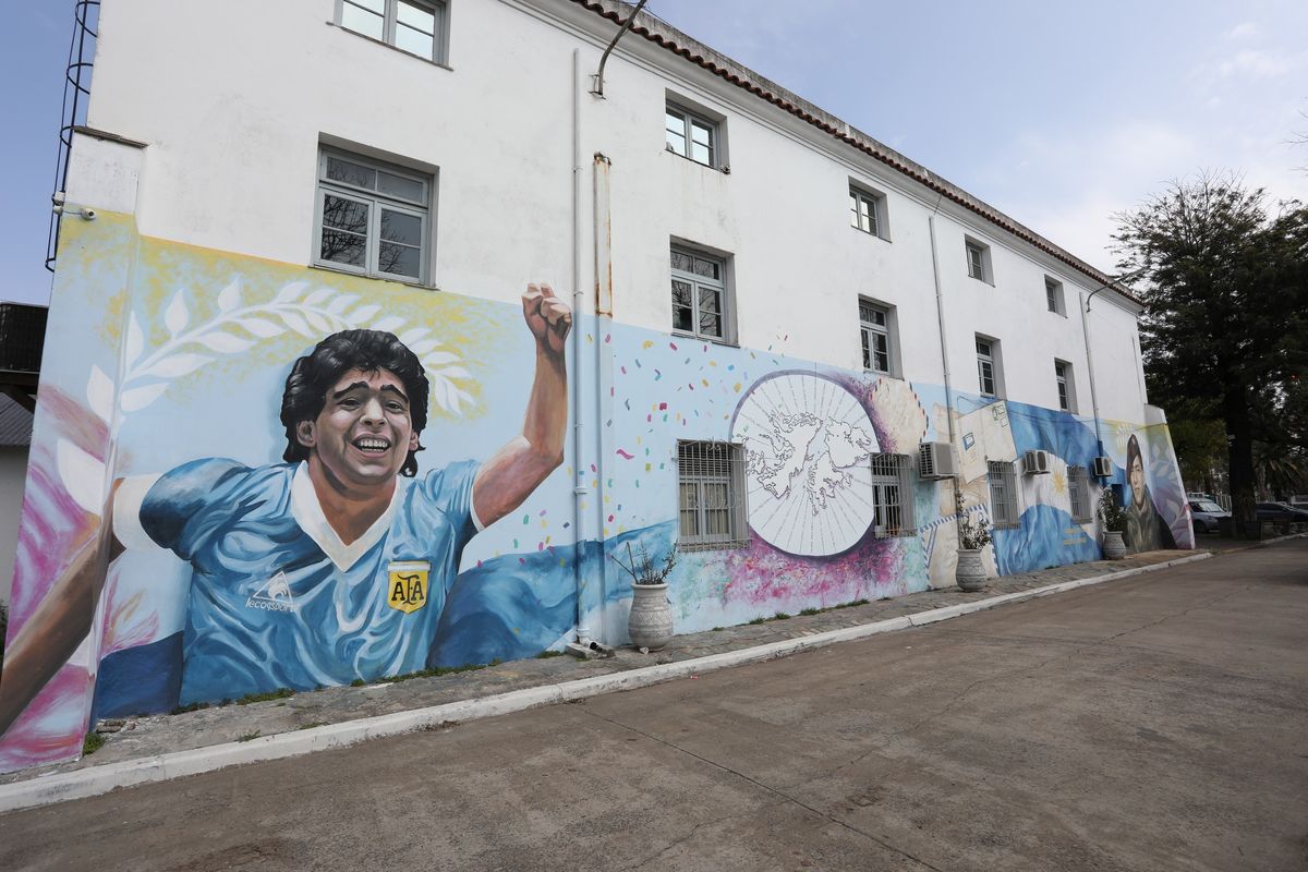 La Matanza: El mural que une a Maradona y Malvinas