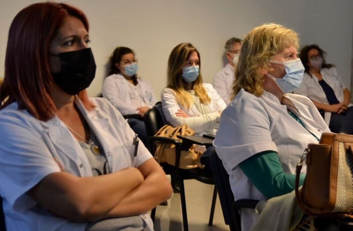 Parto Respetado: El Hospital Posadas realizó distintas actividades para dar a conocer el trabajo que realiza el Servicio Materno Infantil