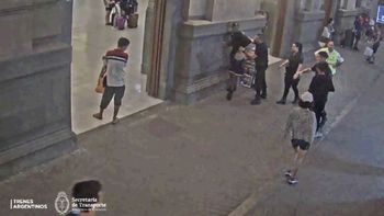 Video: robó una mochila e intentó escapar en el Tren Mitre pero fue detenido