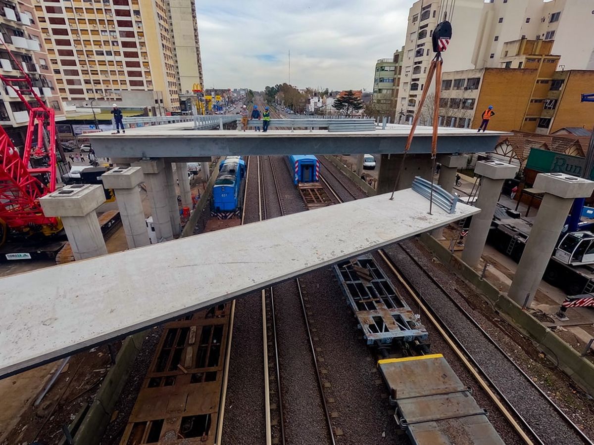 Tren Sarmiento: cortes en Haedo por obras del puente