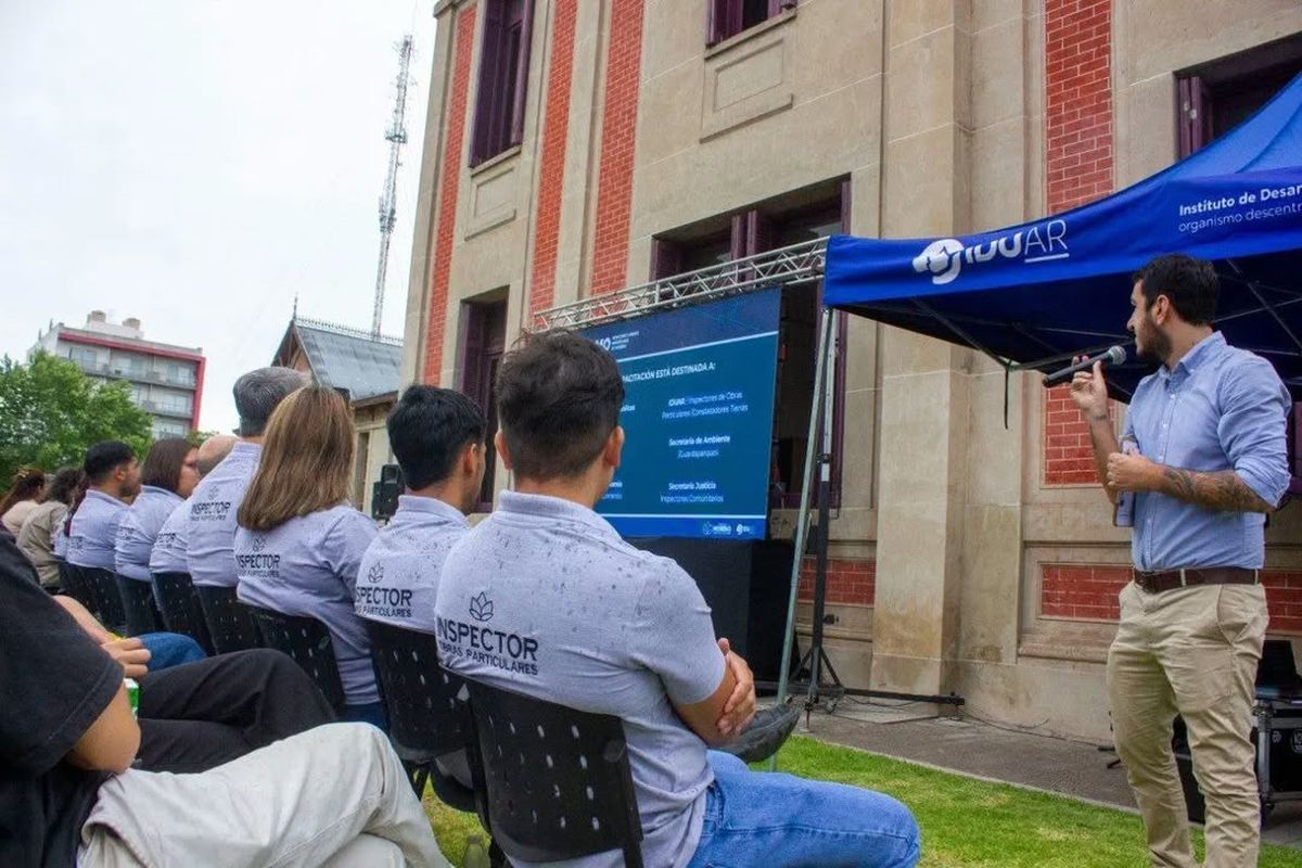 Moreno lanzó el Monitoreo Urbano Inmobiliario para controlar el avance de urbanizaciones irregulares