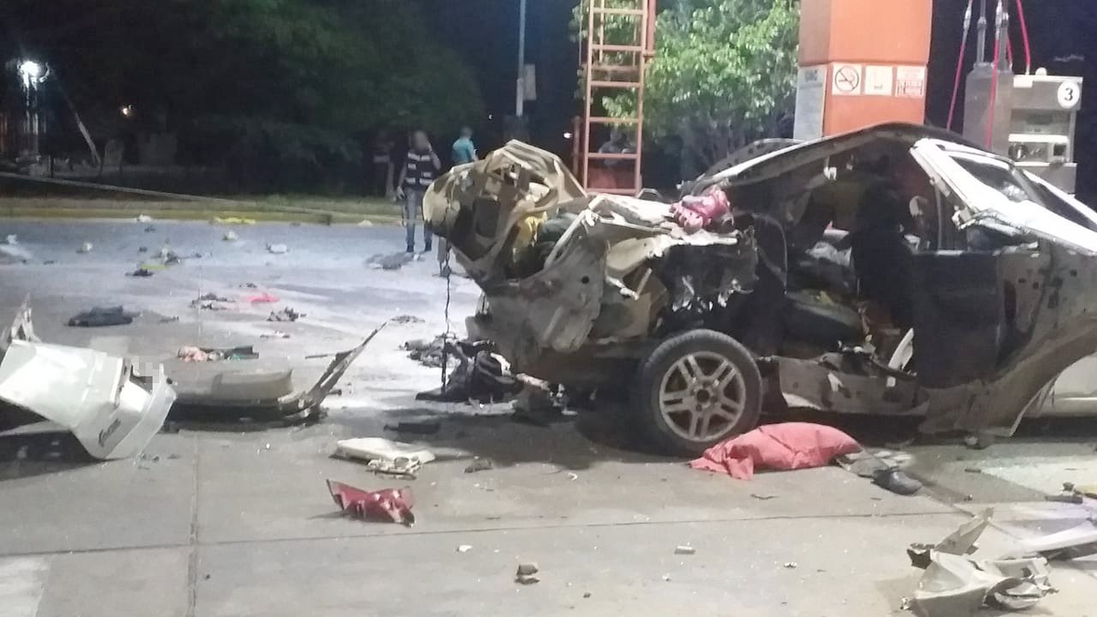 El auto que explotó era manejado por policía de Villa Celina