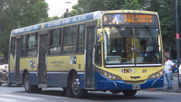 altText(Aumenta el pasaje de colectivo en AMBA: cuánto costará con SUBE registrada)}