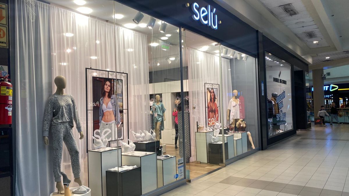 Mor n el nuevo local de Sel en Plaza Oeste shopping