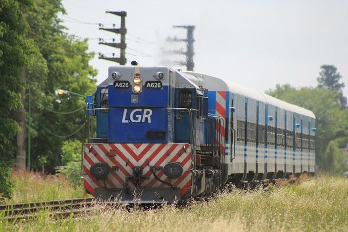 Tren Sarmiento sumará trayectos especiales por peregrinación