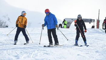 Invierno en Cerro Bayo: el centro de esquí de Villa La Angostura abrió la temporada, actividades y eventos únicos