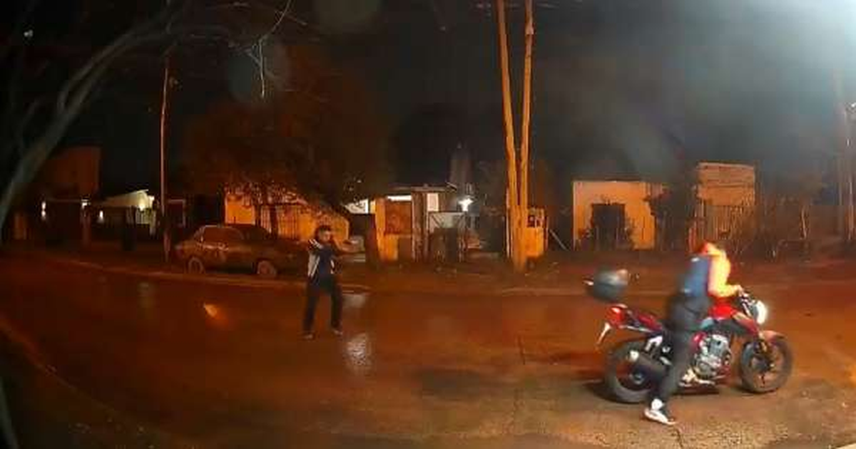 La Reja: un policía está preso por matar a un motochorro