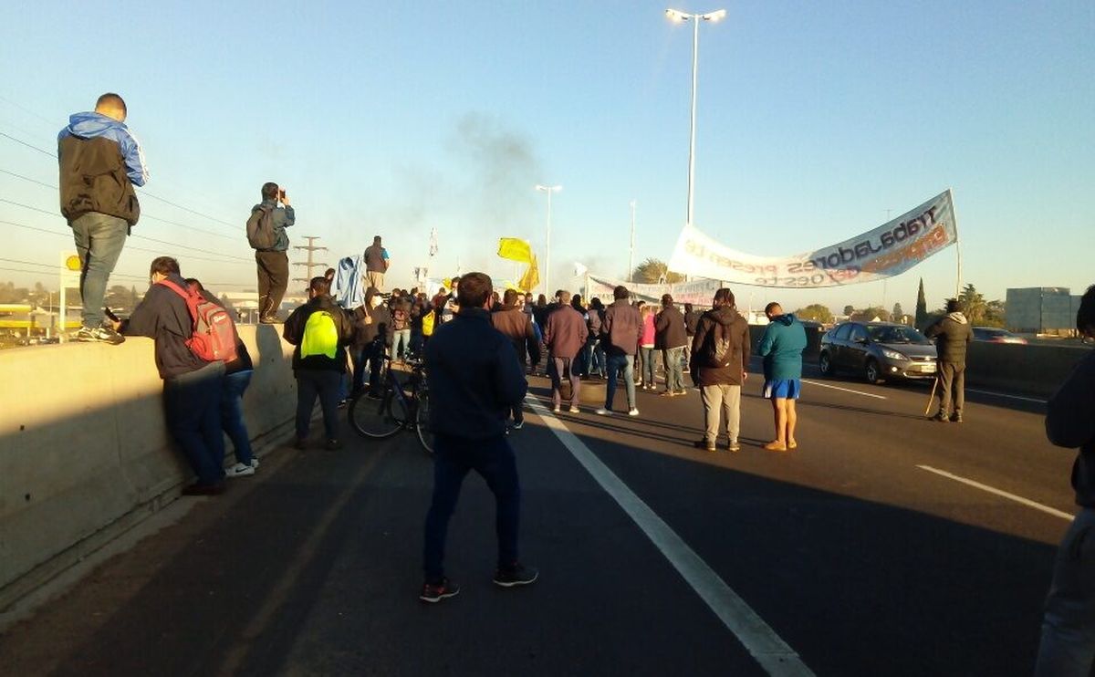 Choferes Autoconvocados vuelven a cortar Acceso Oeste y Ruta 23: los puntos claves de la protesta
