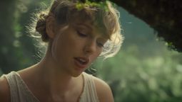 altText(Taylor Swift bate récords con su nuevo lanzamiento “Folklore”)}