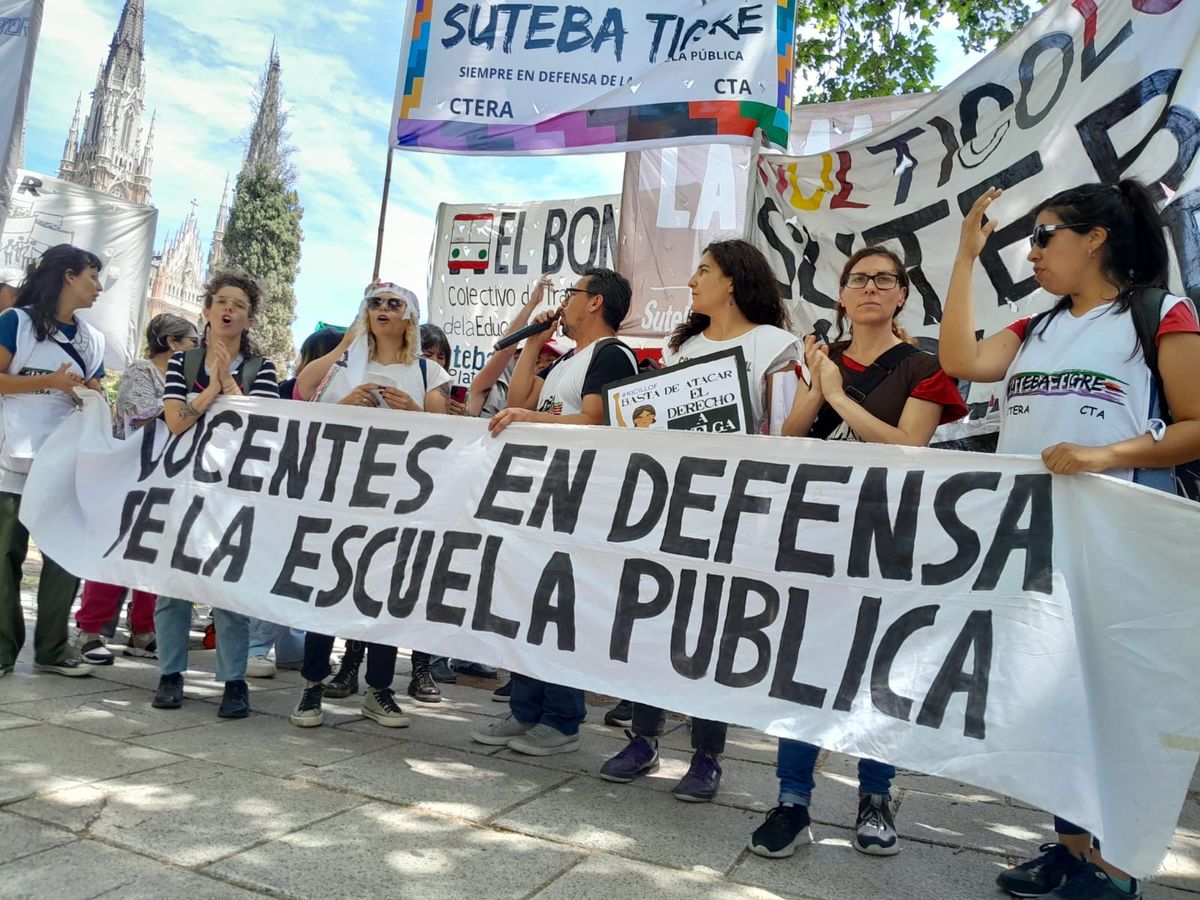 Provincia: Movilización docente contra Axel Kicillof