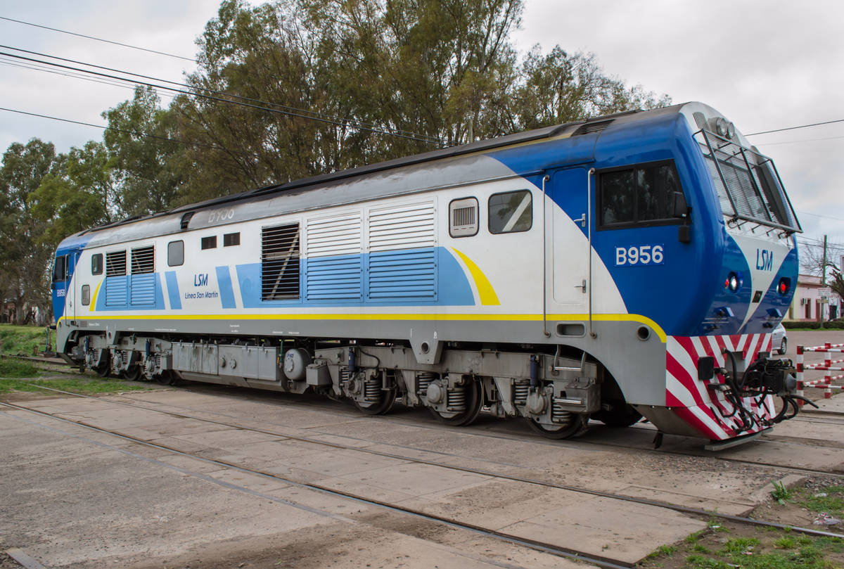 Tren San Martín: buscan reparar unas ruedas de locomotoras