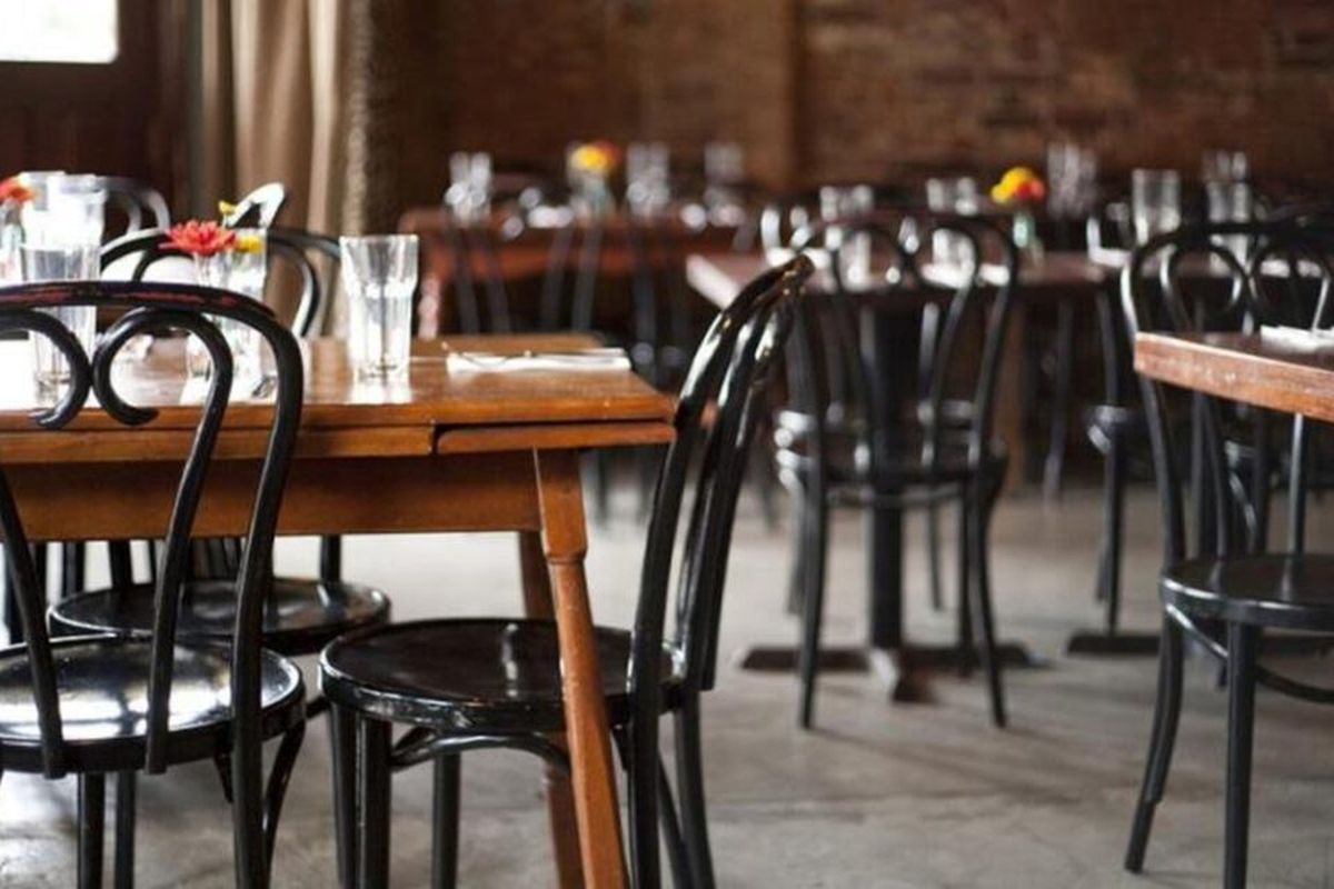 Gastronómicos furiosos con la extensión de restricciones: “Mientras las ferias de Catán o Laferrere están abiertas, los bares cerrados”