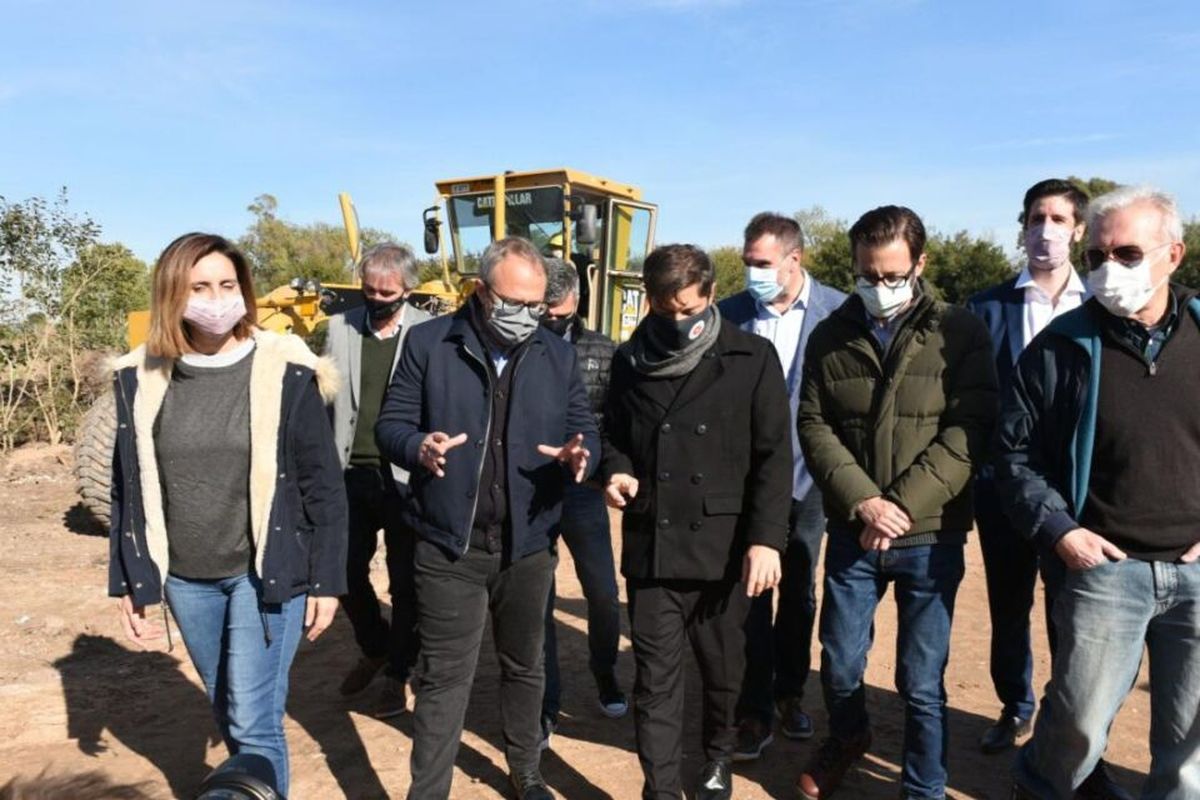 Valenzuela y Kicillof presentaron la obra que conectará Ruta 4 con Combate de Pavón