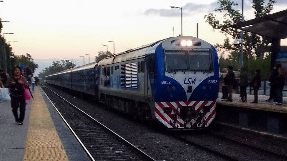 Las Estaciones Del Tren San Martín Donde Cargan La SUBE