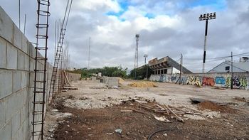 El desafío de crecer para los principales clubes del Oeste en medio de la crisis