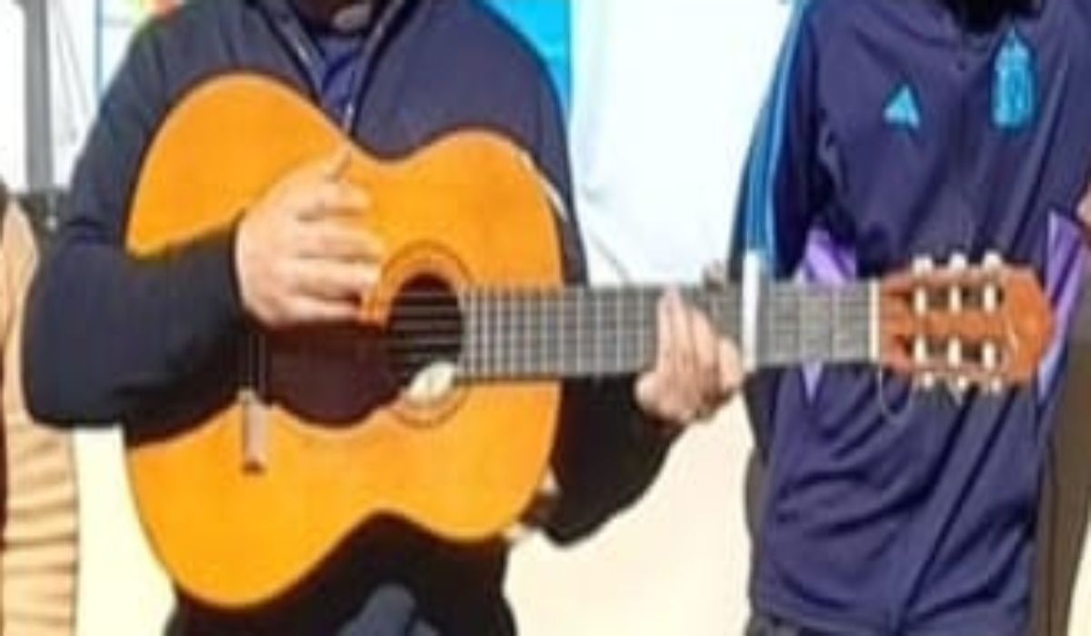Laferrere: se robaron la guitarra de una popular parroquia