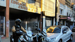 altText(Morón: compraron patrulleros especialmente abocados a vigilar escuelas locales)}