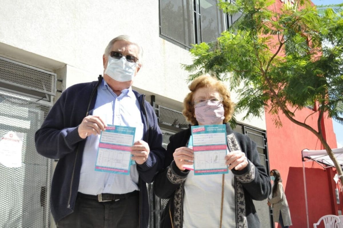 Ya hay más de 100 mil vecinos vacunados en Morón