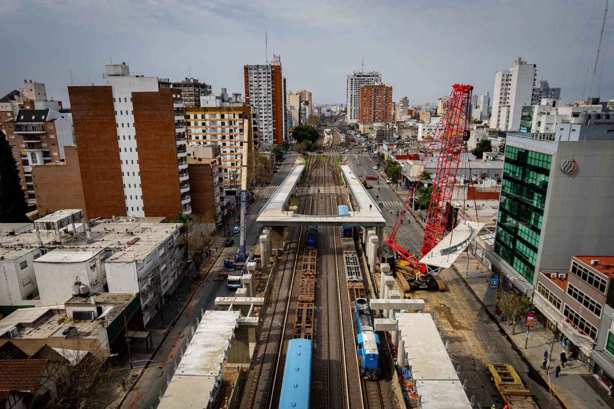 Finalización de los puentes modulares del Tren Sarmiento en Ramos Mejía.