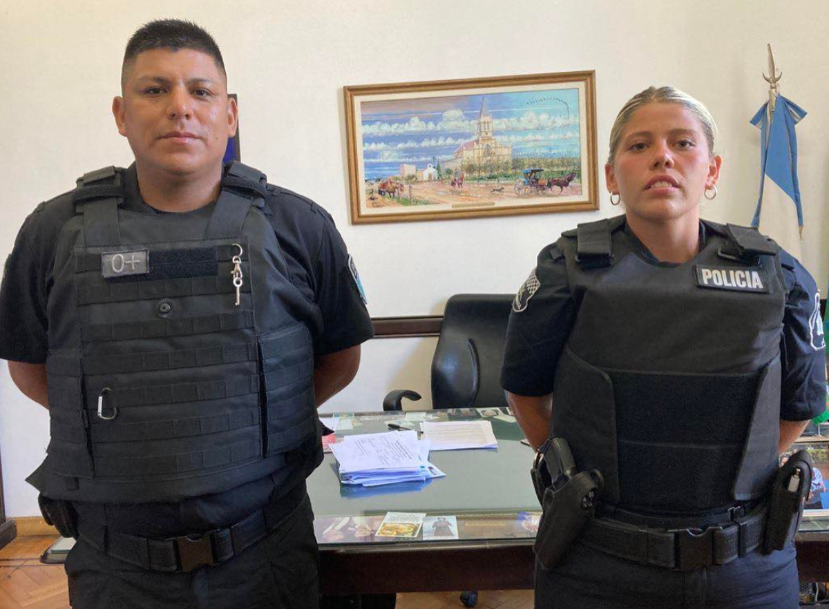 San Miguel: Reconocimiento a policías que salvaron a la bebé