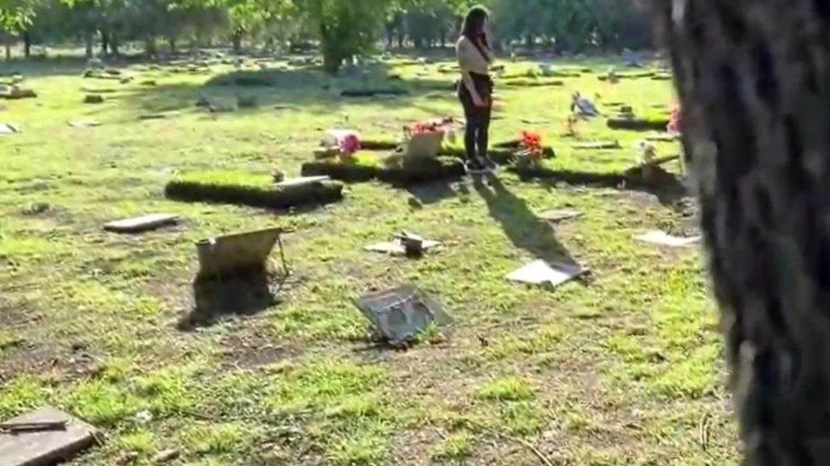 Hurlingham: Conmoción por video pornográfico en cementerio