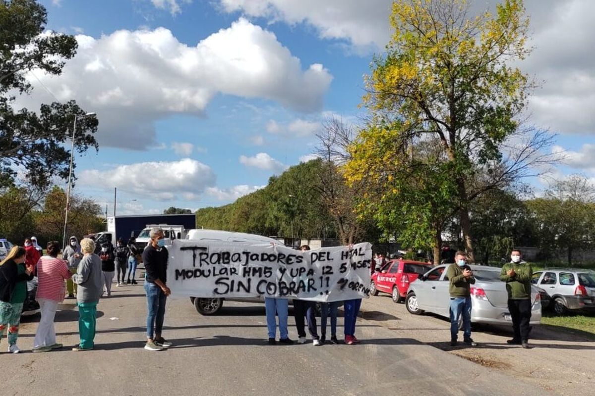 Trabajadores de la salud reclaman por sueldos atrasados y cortarán la ruta 24 en Moreno