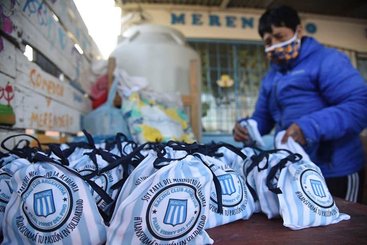 Merendero La Academia: el proyecto solidario de la filial Virrey del Pino de Racing que busca transformar la vida de los jóvenes