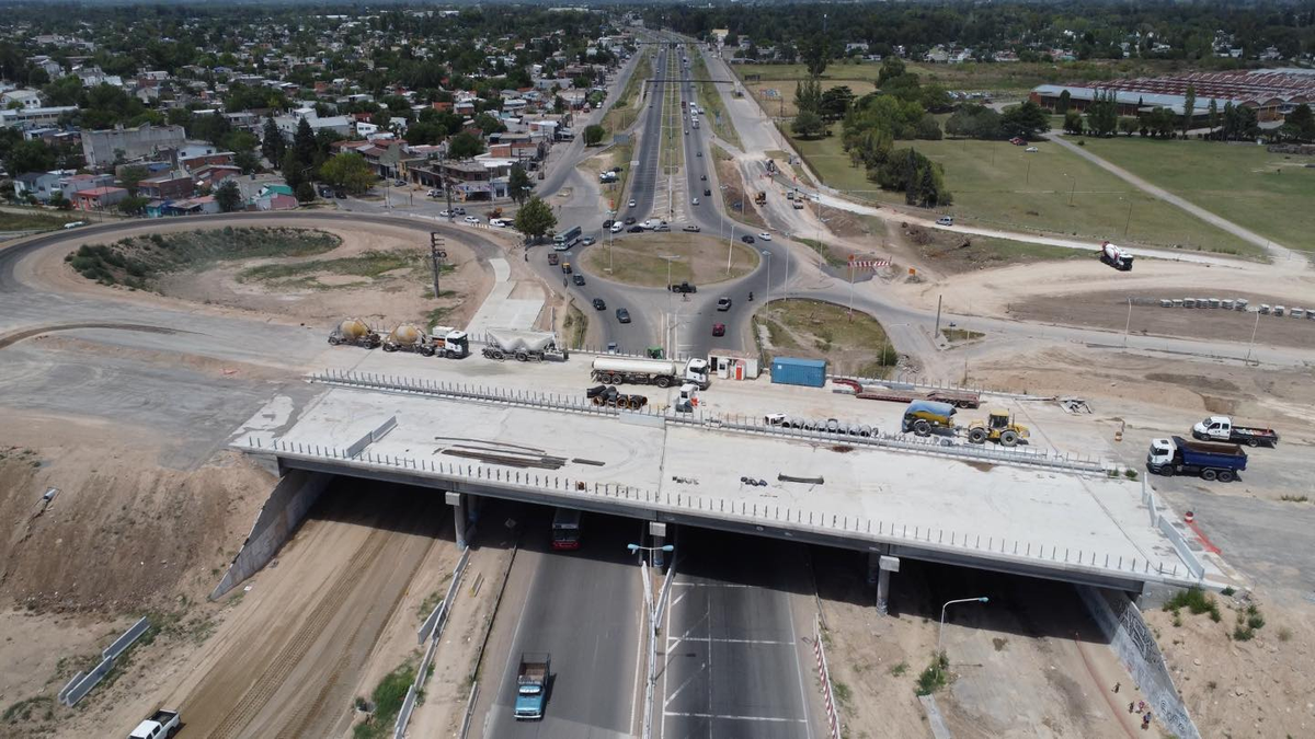 Virrey del Pino: avanza construcción de la Autopista Perón